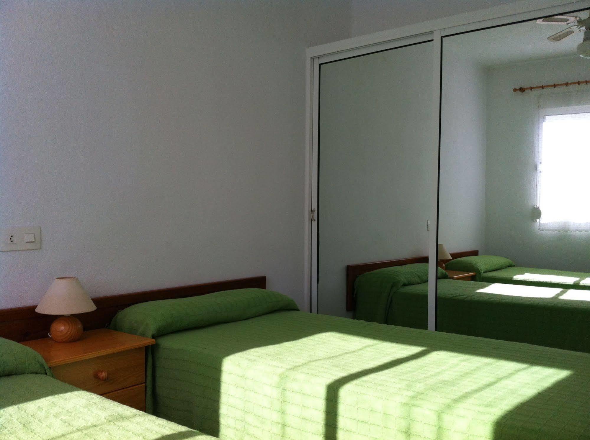 Apartamentos Eugenio La Sabina La Savina  Exteriör bild