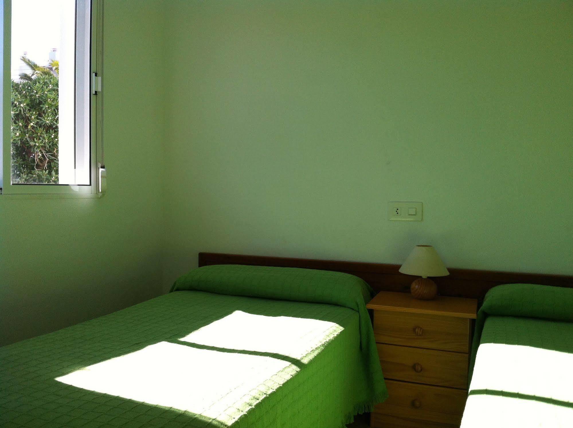 Apartamentos Eugenio La Sabina La Savina  Exteriör bild
